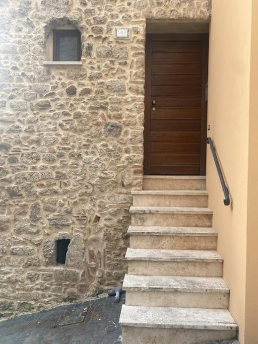 Appartamento Il Nido Dell'Arte Anagni Esterno foto