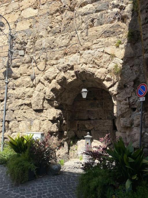 Appartamento Il Nido Dell'Arte Anagni Esterno foto